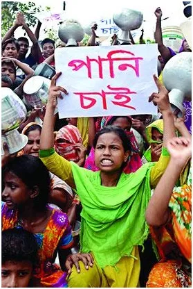 পানির জন্য হাহাকার