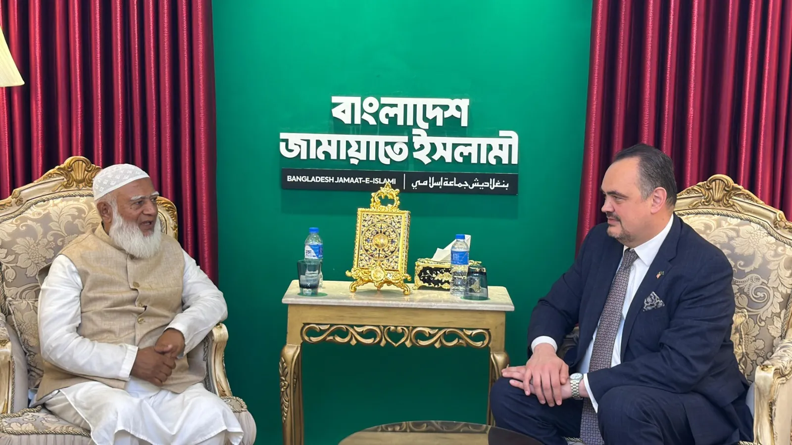 আমীরে জামায়াতের সঙ্গে যুক্তরাষ্ট্রের ঢাকাস্থ রাষ্ট্রদূতের সৌজন্য সাক্ষাৎ