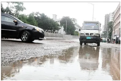 খেসারত দিচ্ছে জনগণ