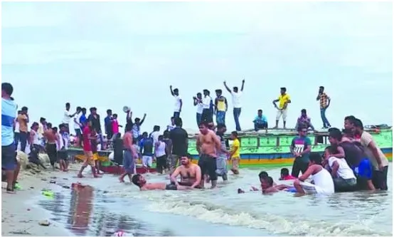 দোহারের মৈনট যেন এক মৃত্যুপুরী