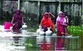স্বাস্থ্যঝুঁকিতে হাওর তীরের বানভাসি মানুষ