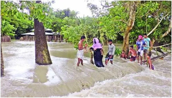 গ্রামের পর গ্রাম প্লাবিত : ফটোসেশন সর্বস্ব ত্রাণ