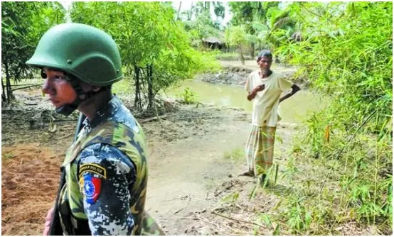 রাখাইনে আরো বেড়েছে রোহিঙ্গাদের দুর্ভোগ