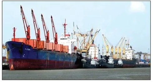 ২৪ ঘণ্টা চট্টগ্রাম বন্দর সচলে প্রধানমন্ত্রীর নির্দেশনা বাস্তবায়ন