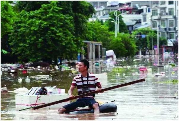 বন্যায় ভাসছে এশিয়া