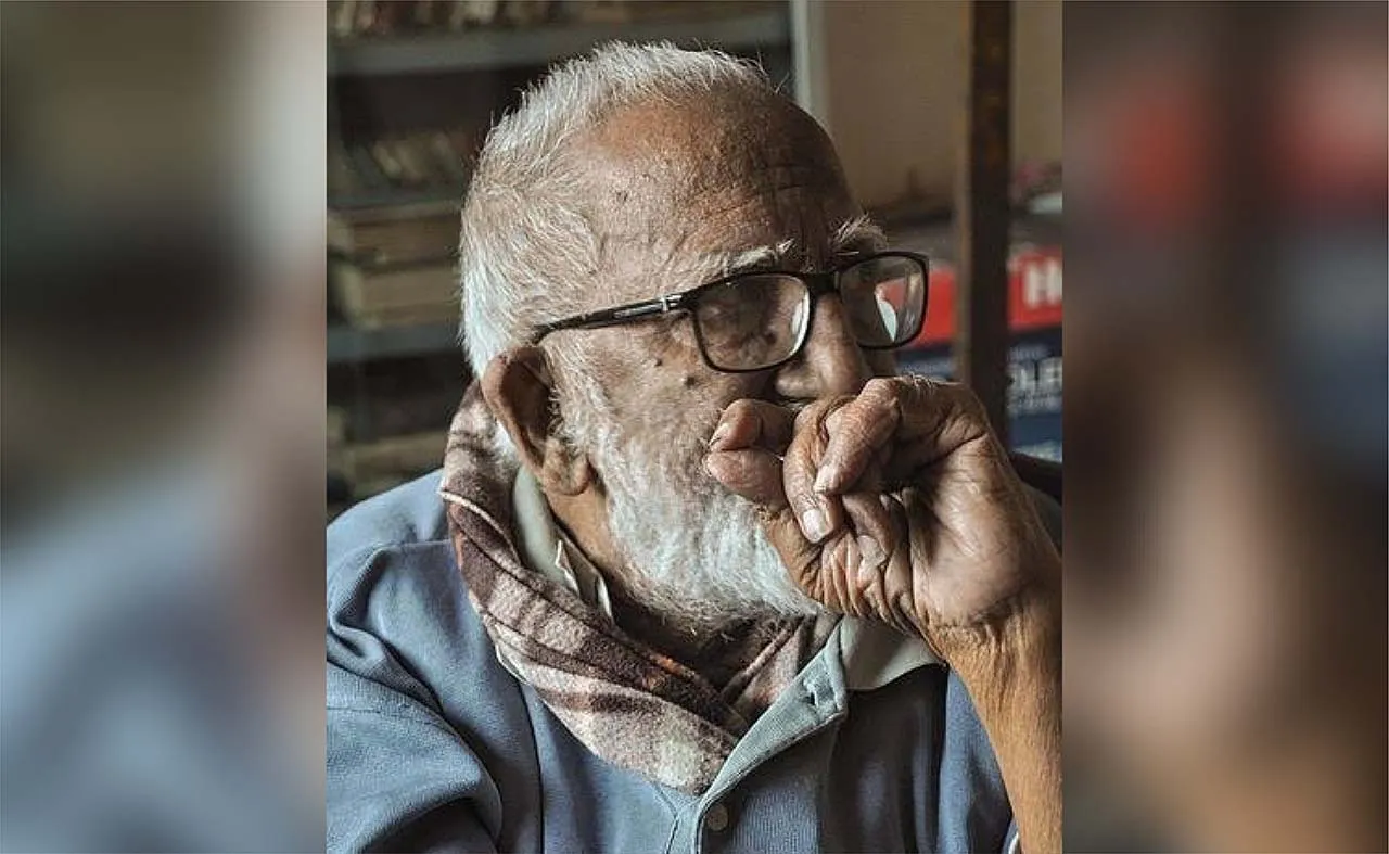 চলে গেলেন প্রফেসর এবনে গোলাম সামাদ...