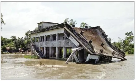 কমছে পানি বাড়ছে ভাঙন