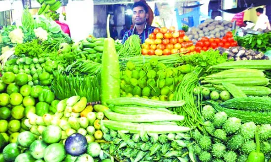৩০ টাকার পেঁয়াজ দুই সপ্তাহে ৫০-এ