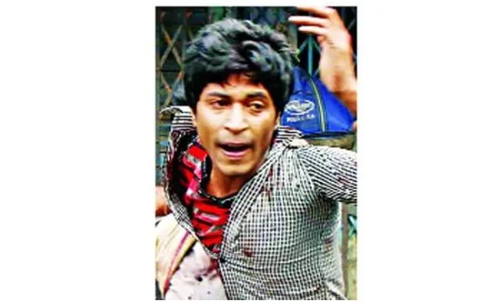ঘুরে বেড়ালেও আসামিরা পুলিশের খাতায় পলাতক