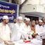 মুক্তিযোদ্ধাদের মাঝে নগদ অর্থ প্রদান করছেন আমীরে জামায়াত জনাব মকবুল আহমাদ