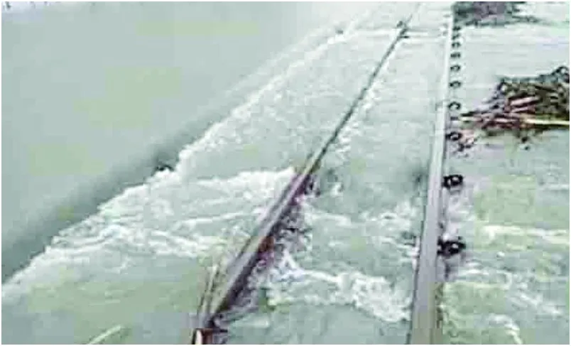 ১৯ জেলায় হঠাৎ বন্যা