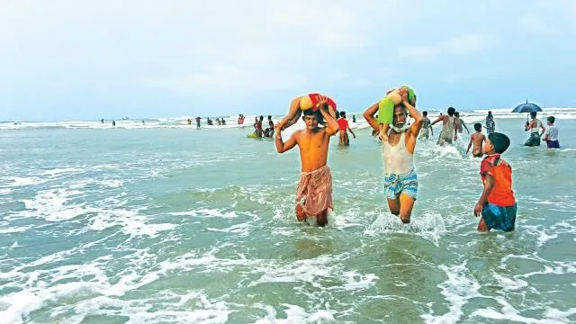 সীমান্তে দুঃসহ এক দিন