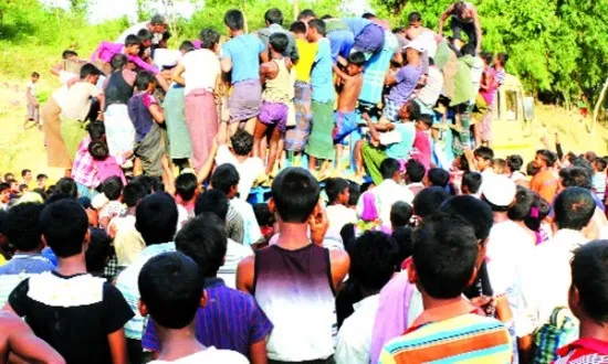রোহিঙ্গা নিপীড়নের নিন্দা জানিয়েছে মুসলিম বিশ্ব