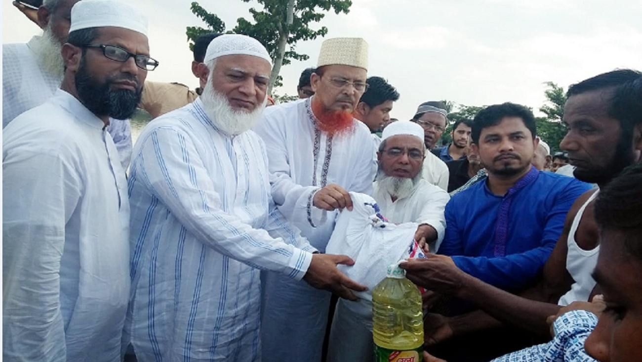 সাধ্যমত সহযোগিতা নিয়ে বন্যা দূর্গতদের পাশে দাড়াঁনঃ ডা: শফিকুর রহমান