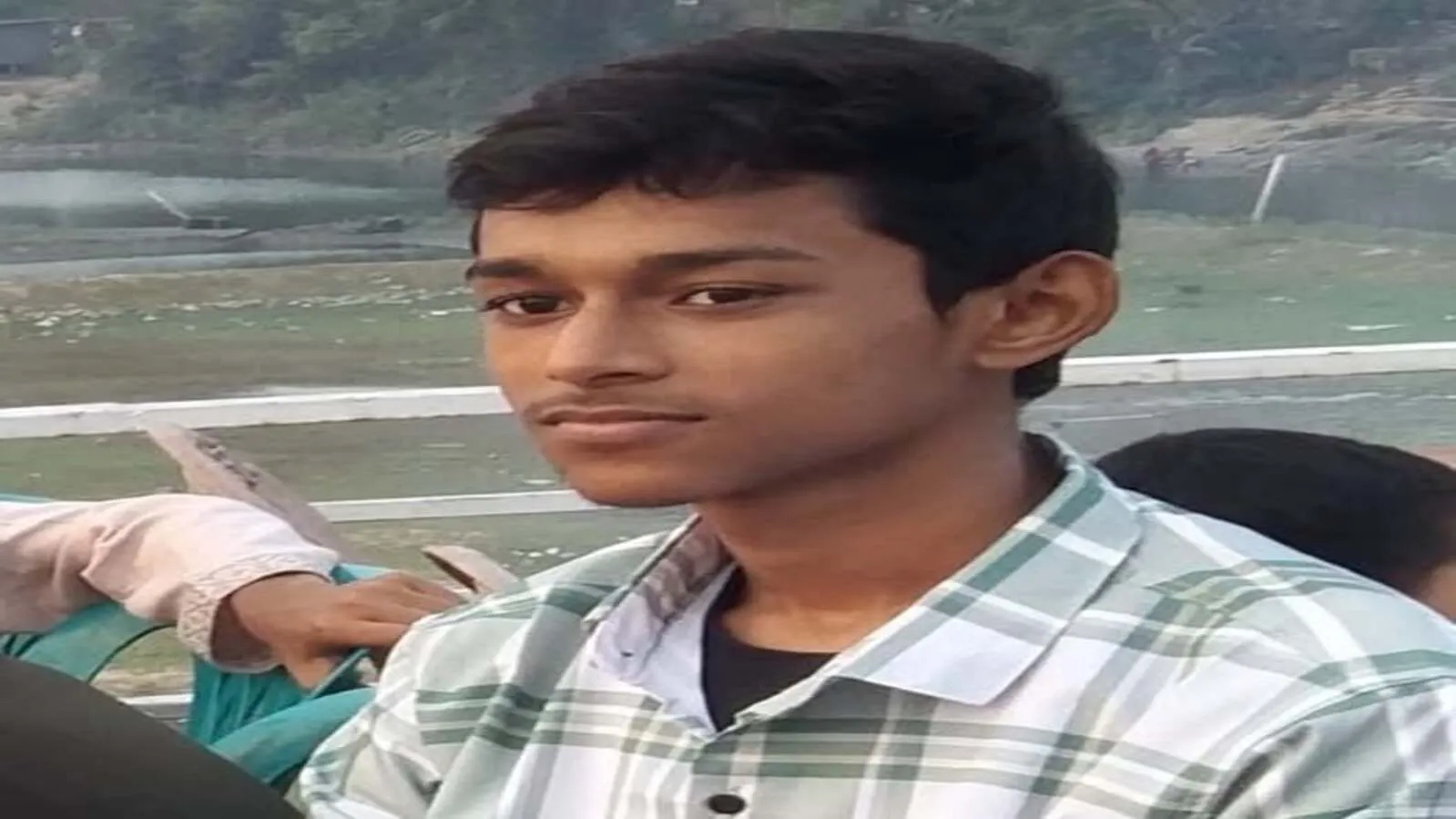 স্কুল ছাত্র মাহমুদুল হাসানের মৃত্যুতে গভীর শোক ও সমবেদনা জ্ঞাপন