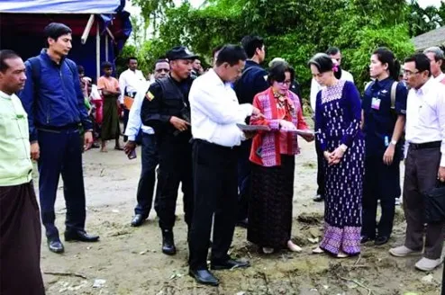 রাখাইনে লক্ষাধিক রোহিঙ্গা ৫ বছর ধরে অবরুদ্ধ