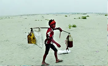 প্রাথমিকেই ঝরে পড়ছে শিশুরা