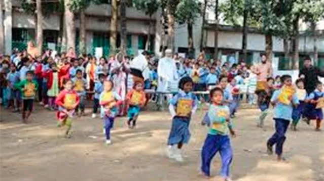স্কুলে শাস্তির পক্ষে ৬৯ শতাংশ মা-বাবা
