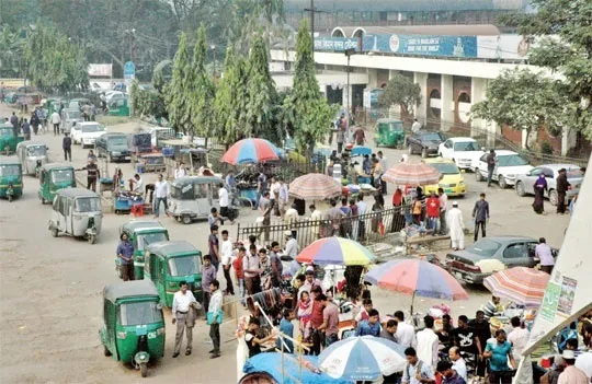 বিমানবন্দর রেল স্টেশনের পার্কিং বেদখল