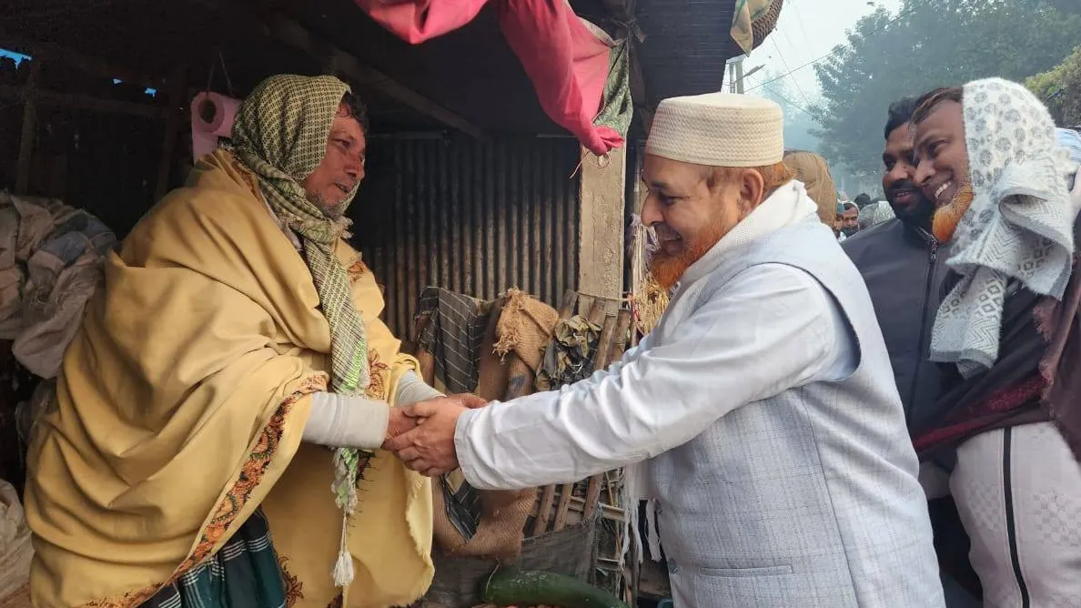 শ্যামলীপাড়া ও নাগরৌহা বাজারে মাওলানা রফিকুল ইসলাম খানের ব্যাপক গণসংযোগ