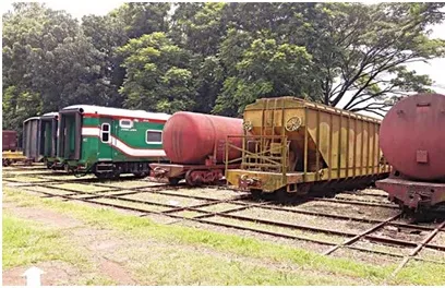 অবহেলায় নষ্ট হচ্ছে রেলের সম্পদ