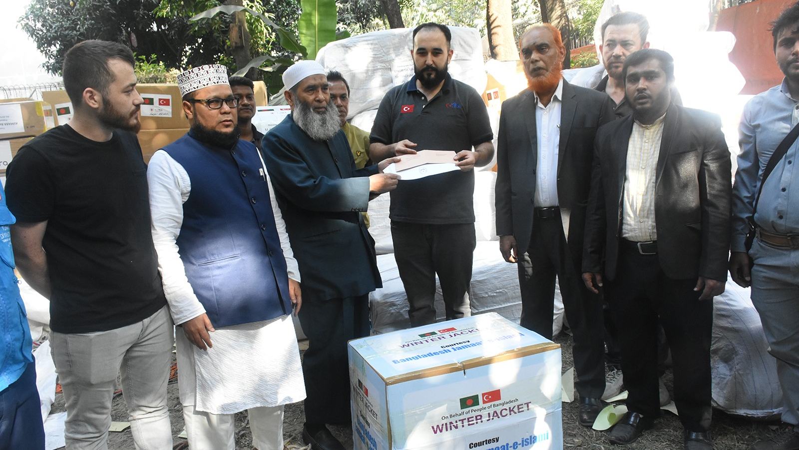 তুরস্ক ও সিরিয়ার ভয়াবহ ভূমিকম্পে যে সমস্ত ভাই-বোন নিহত হয়েছেন, আল্লাহ তায়ালা তাদের শহীদের মর্যাদা দান করুন