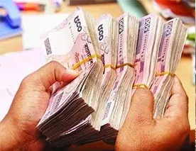 বড় অঙ্কের চেক ফিরিয়ে দিচ্ছে ব্যাংক