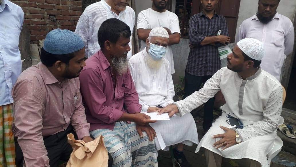 মসজিদে বিস্ফোরণে ক্ষতিগ্রস্থ পরিবারগুলোর পুনর্বাসনের দায়িত্ব সরকারকেই নিতে হবে- ড. শফিকুল ইসলাম মাসুদ