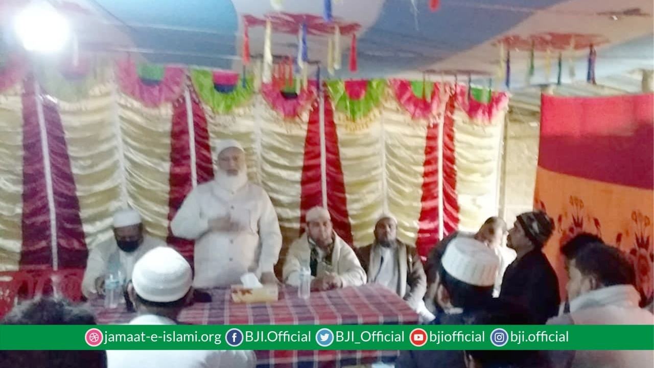 জয়পুরহাটে ট্রেনের সাথে যাত্রীবাহী বাসের সংঘর্ষে নিহত ও আহত পরিবারের পাশে আমীরে জামায়াত ডা. শফিকুর রহমান
