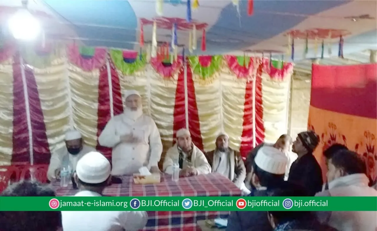 জয়পুরহাটে ট্রেনের সাথে যাত্রীবাহী বাসের সংঘর্ষে নিহত ও আহত পরিবারের পাশে আমীরে জামায়াত ডা. শফিকুর রহমান