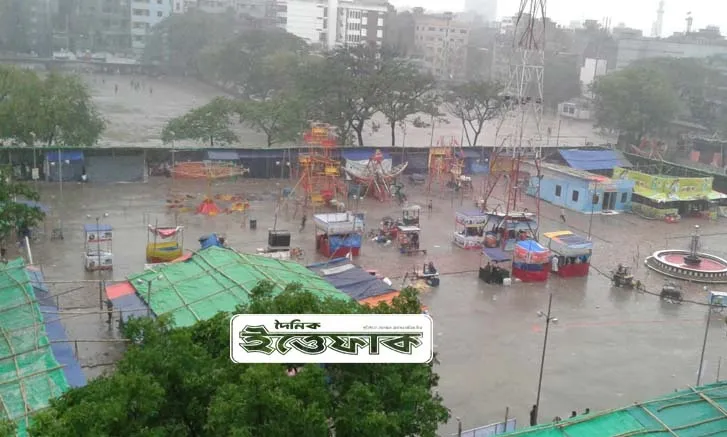 বৈশাখের প্রথম দিনেই শিলাবৃষ্টি ও বজ্রবৃষ্টি
