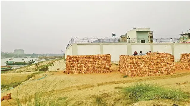 শীতলক্ষ্যায় সরকারি-বেসরকারি দখল