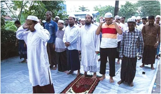মিয়ানমারে রাস্তায় নামায পড়ায় ৭ মুসলিমের কারাদন্ড