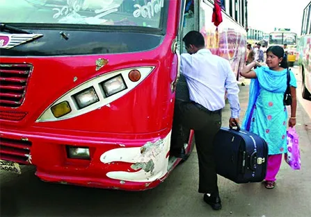 রাজধানীজুড়ে শতাধিক অবৈধ বাসস্ট্যান্ড