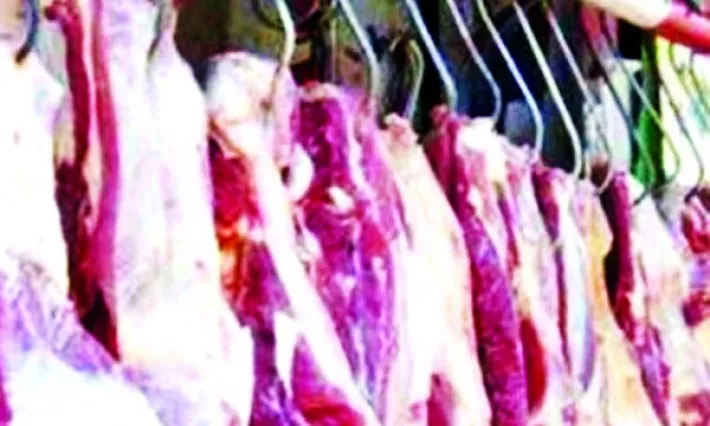 গোশতের নির্ধারিত দাম মানছে না বিক্রেতারা