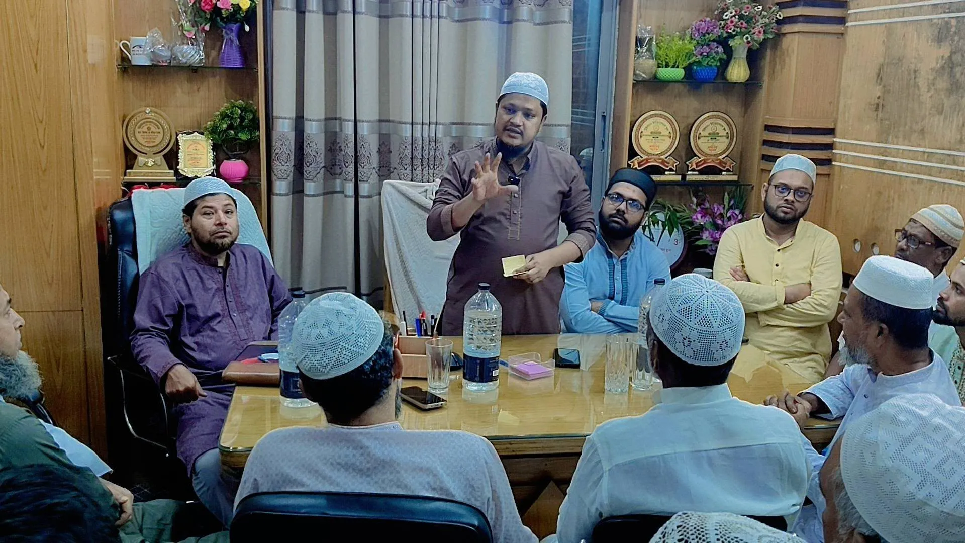 ০২ নং ওয়ার্ডের এলাকাবাসীদের সাথে সৌজন্যে সাক্ষাৎ ও মতবিনিময়
