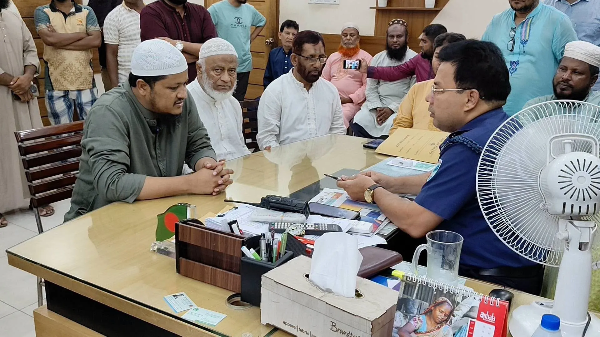 ইসলামী যুব আন্দোলনের নেতা বুলবুল হত্যাকাণ্ডের সুষ্ঠু তদন্ত ও ন্যায়বিচার নিশ্চিত করার লক্ষ্যে বন্দর থানার অফিসার ইনচার্জ (ওসি)-এর সঙ্গে সৌজন্য সাক্ষাৎ
