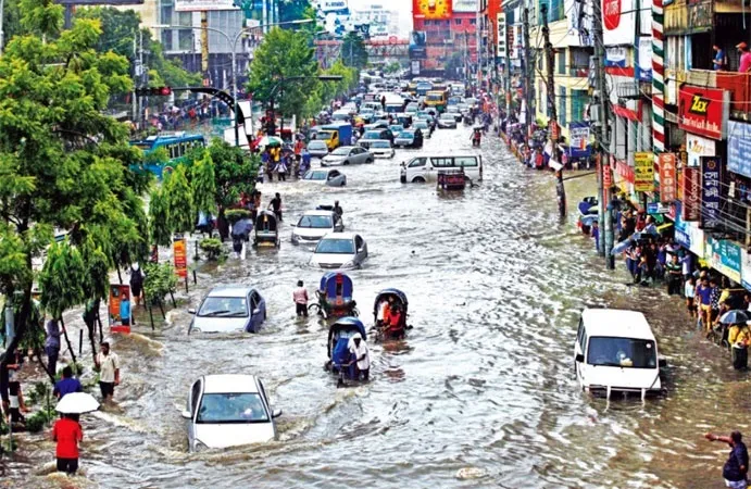 বন্যার ঝুঁকিতে ঢাকা