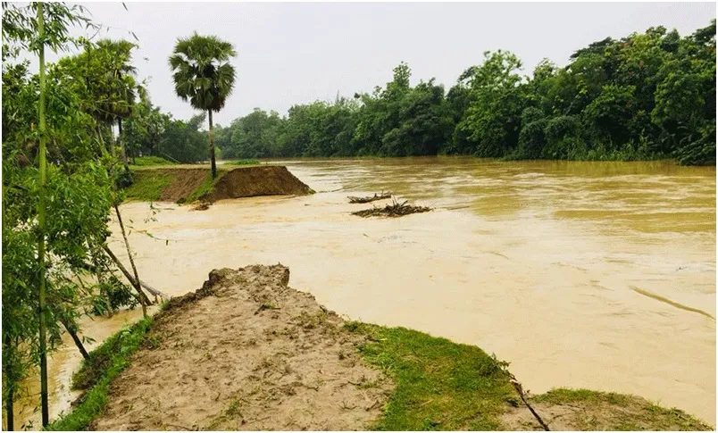 মুহুরী নদীর চার স্থানে ভাঙন, সাত গ্রাম প্লাবিত