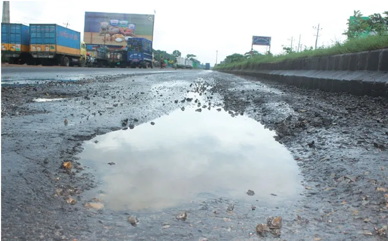 কমছে গতি বাড়ছে ভোগান্তি