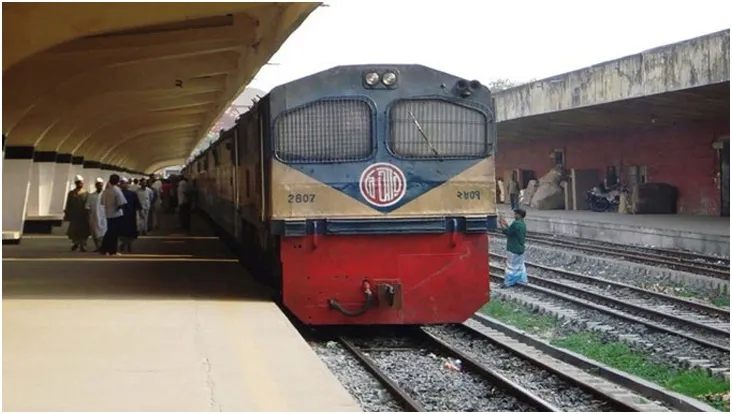 রেলে ১৬০০ কোটি টাকা লোকসান!