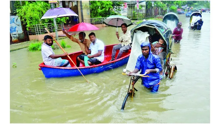 বন্দরনগরীর রাস্তায় ডিঙিতে যাতায়াত