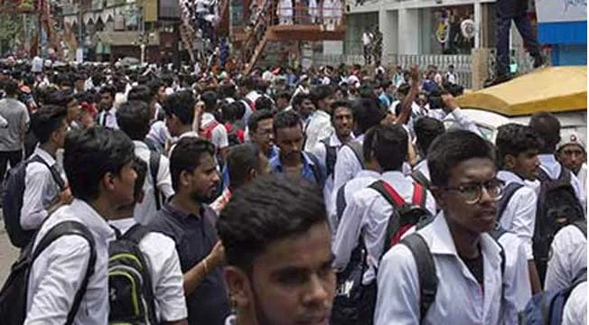 কোমলমতিদের আন্দোলন ছড়িয়ে পড়ছে বাইরে