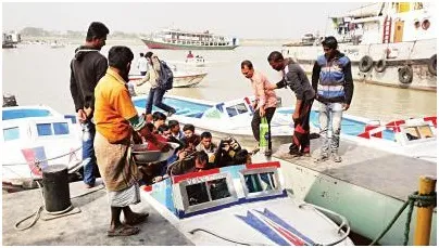 নিয়ন্ত্রণহীন স্পিডবোট, দুই বছরে দুর্ঘটনায় প্রাণ গেছে ১৫ জনের