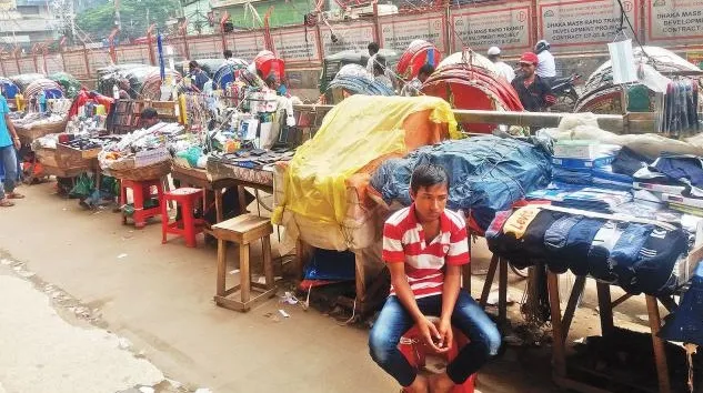 দিনে লাখ টাকা ‘চাঁদা আদায়’
