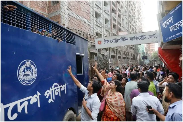 দুই দিনের রিমান্ড শেষে বেসরকারি বিশ্ববিদ্যালয়ের ২২ ছাত্র কারাগারে