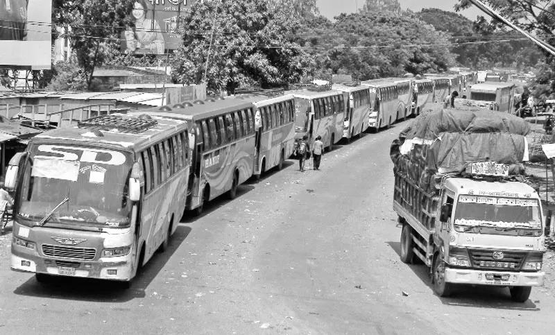 ফেরি সার্ভিসে অচলাবস্থা, ঈদে দুর্ভোগের শঙ্কা