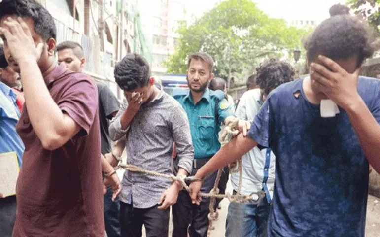 দেশ-বিদেশ সর্বত্রই মুক্তি দাবি