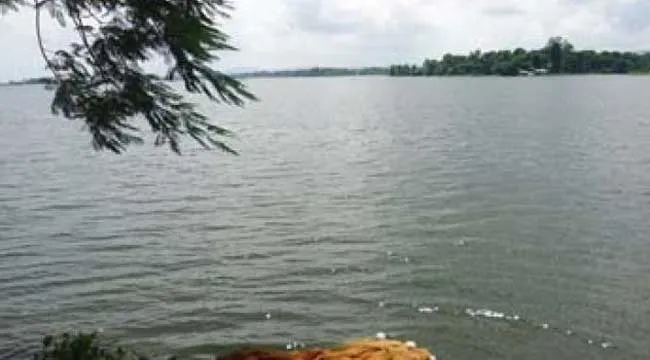 সব নদীর পানিই বিপদসীমার নিচ দিয়ে প্রবাহিত হচ্ছে