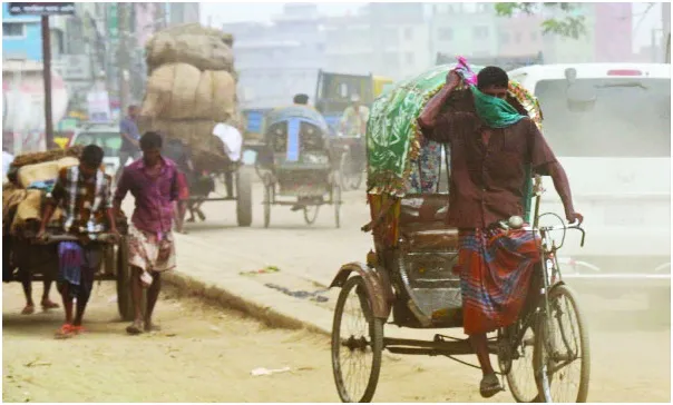ঢাকায় দুঃসহ দূষণ